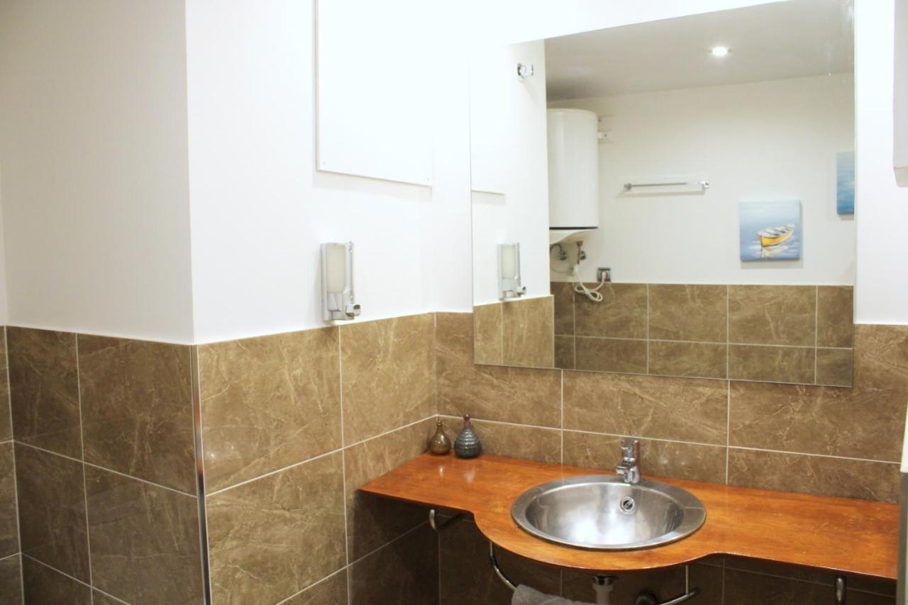 Olé - Albareda 24 Apartamento