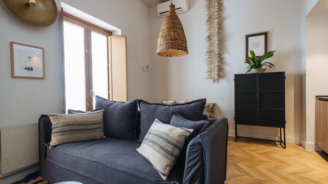 Apartment R26 *
