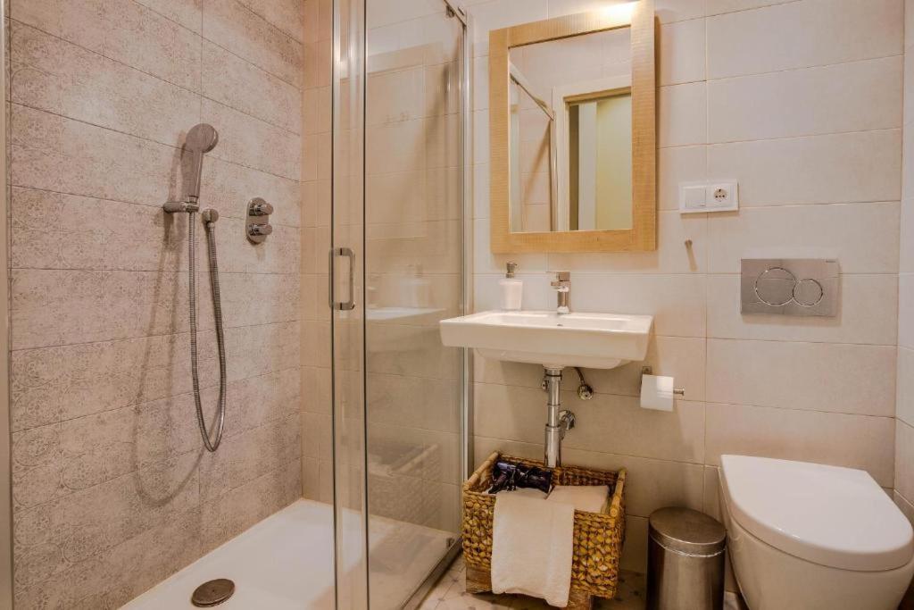 Pureza Triana 88 *