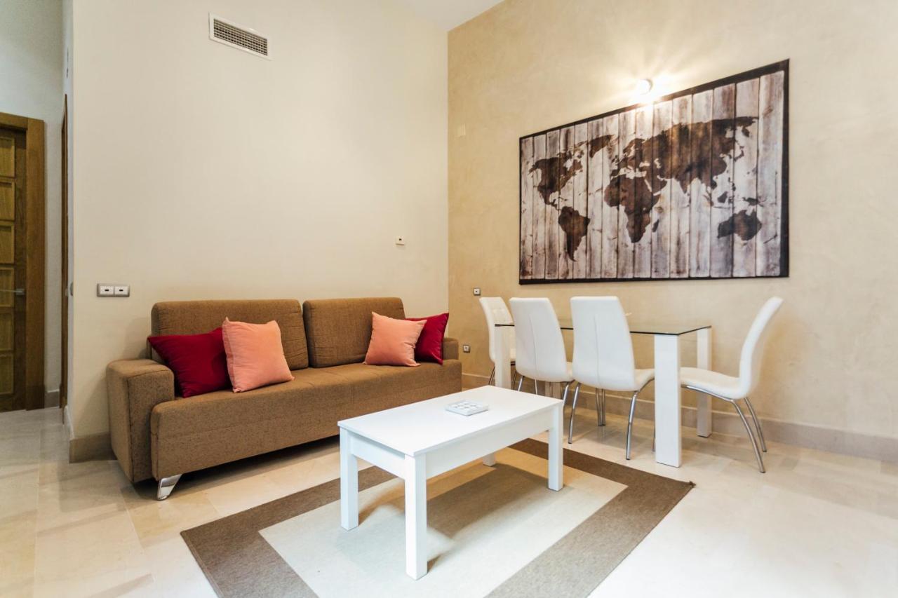 Comodo 1d 1b - Azofaifo Seville