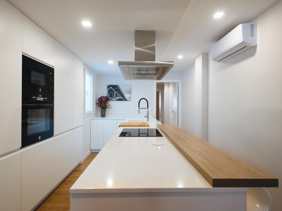 Apartment Pz Triana Amplio, Moderno Y Luminoso 2d 2b Seville