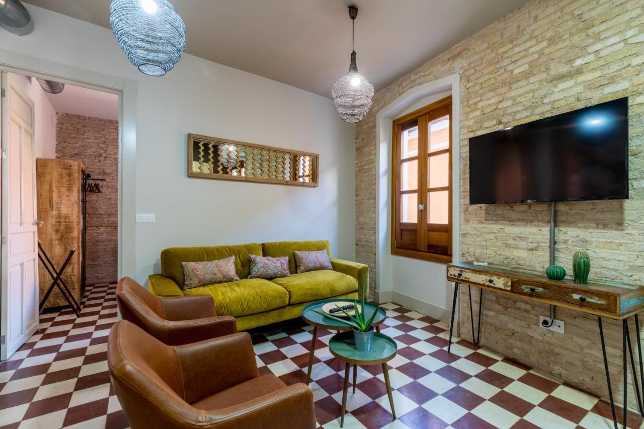 Dona Elvira Cathedral Apartment Seville