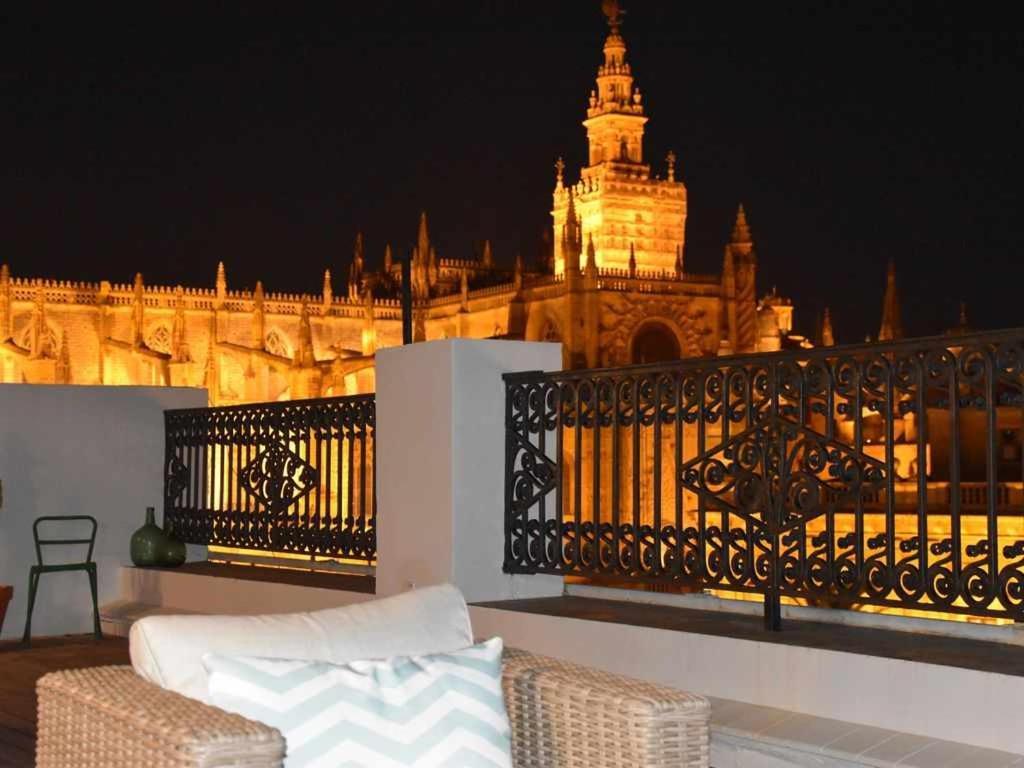 Penthouse With Large Private Terrace With Views Cathedral Apartment Seville