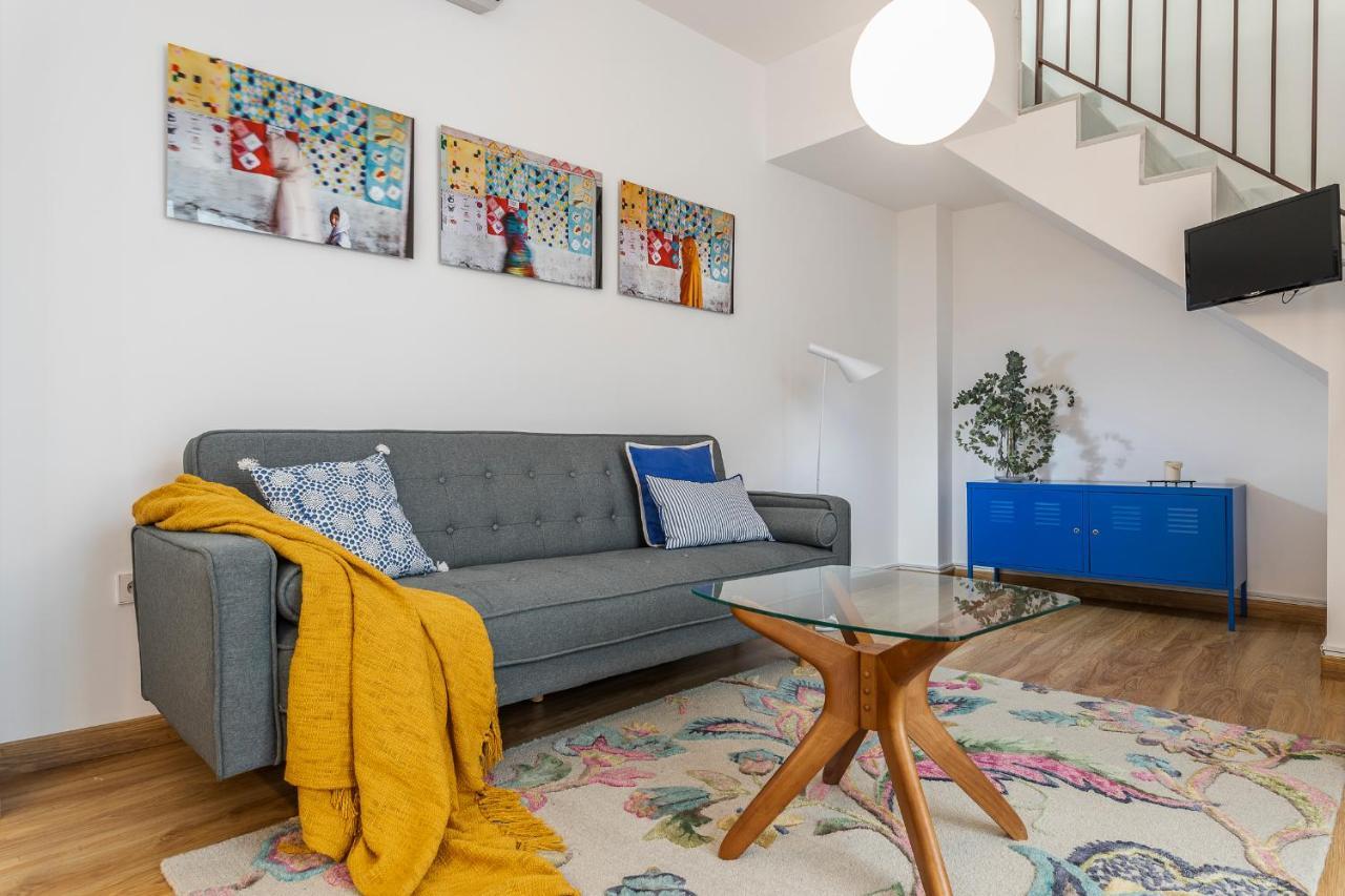 Pop Art, Duplex Coqueto En El Corazon De Seville