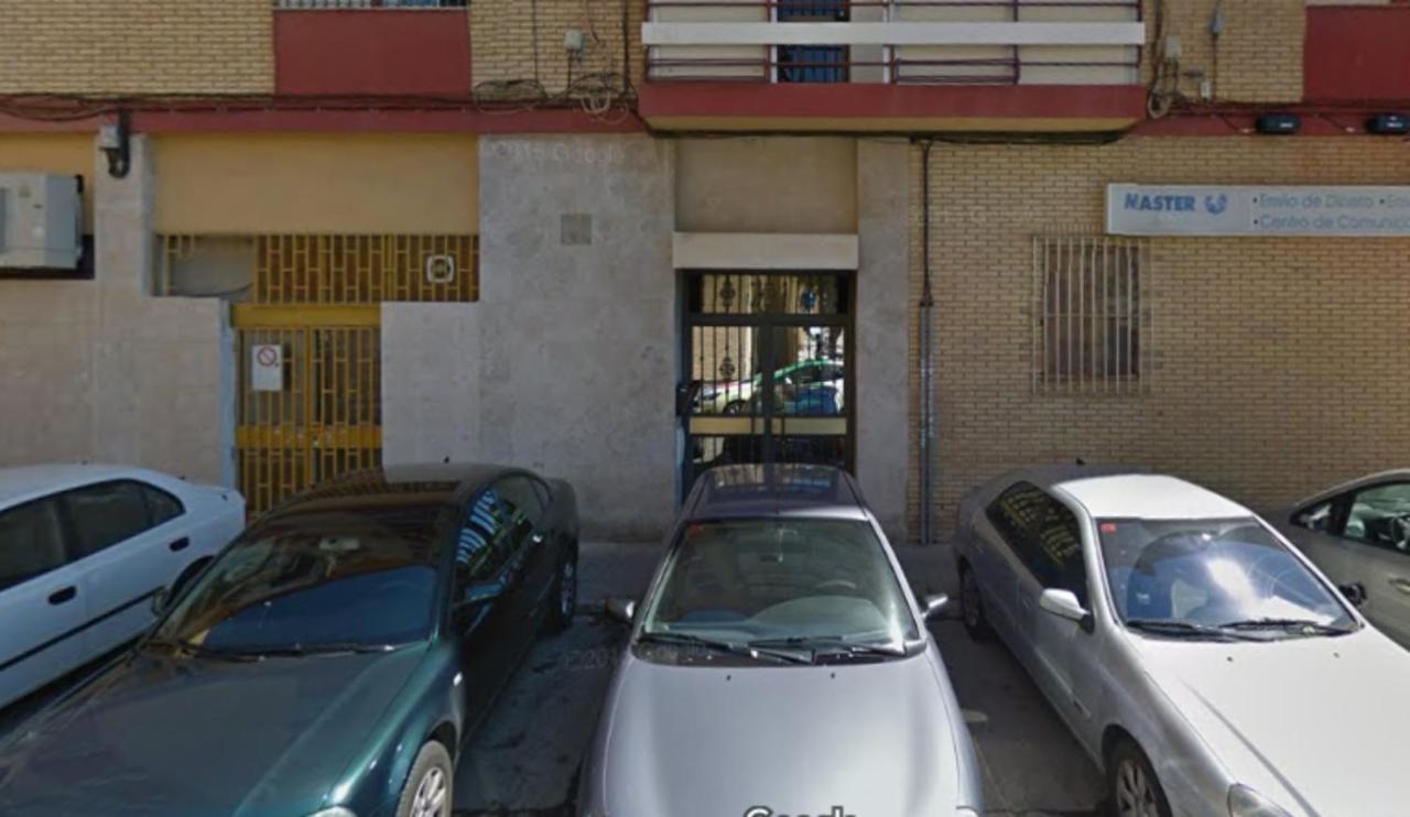 Apartment Apartamento Familiar Leon X Seville