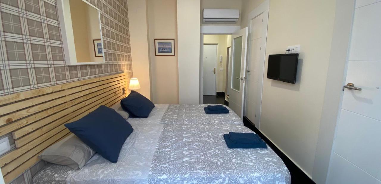 Aym Places Maestranza Apartment *