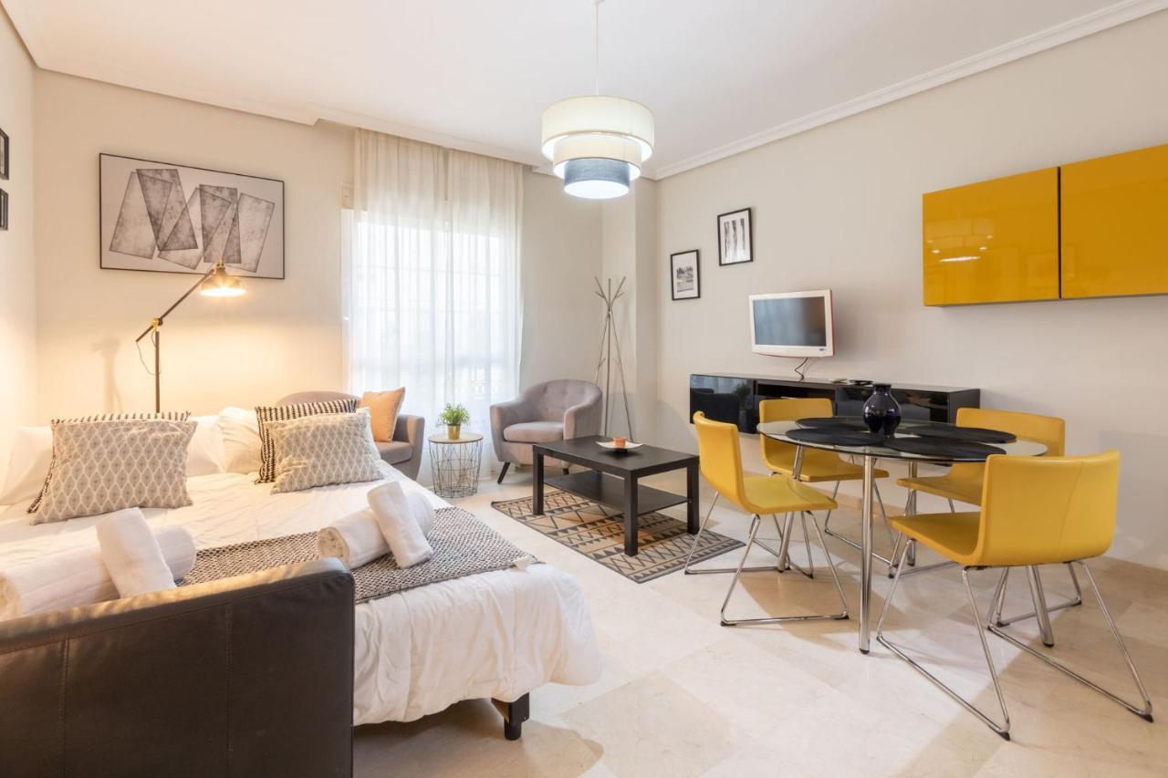 San Jacinto Triana Deluxe By Valcambre Apartment *