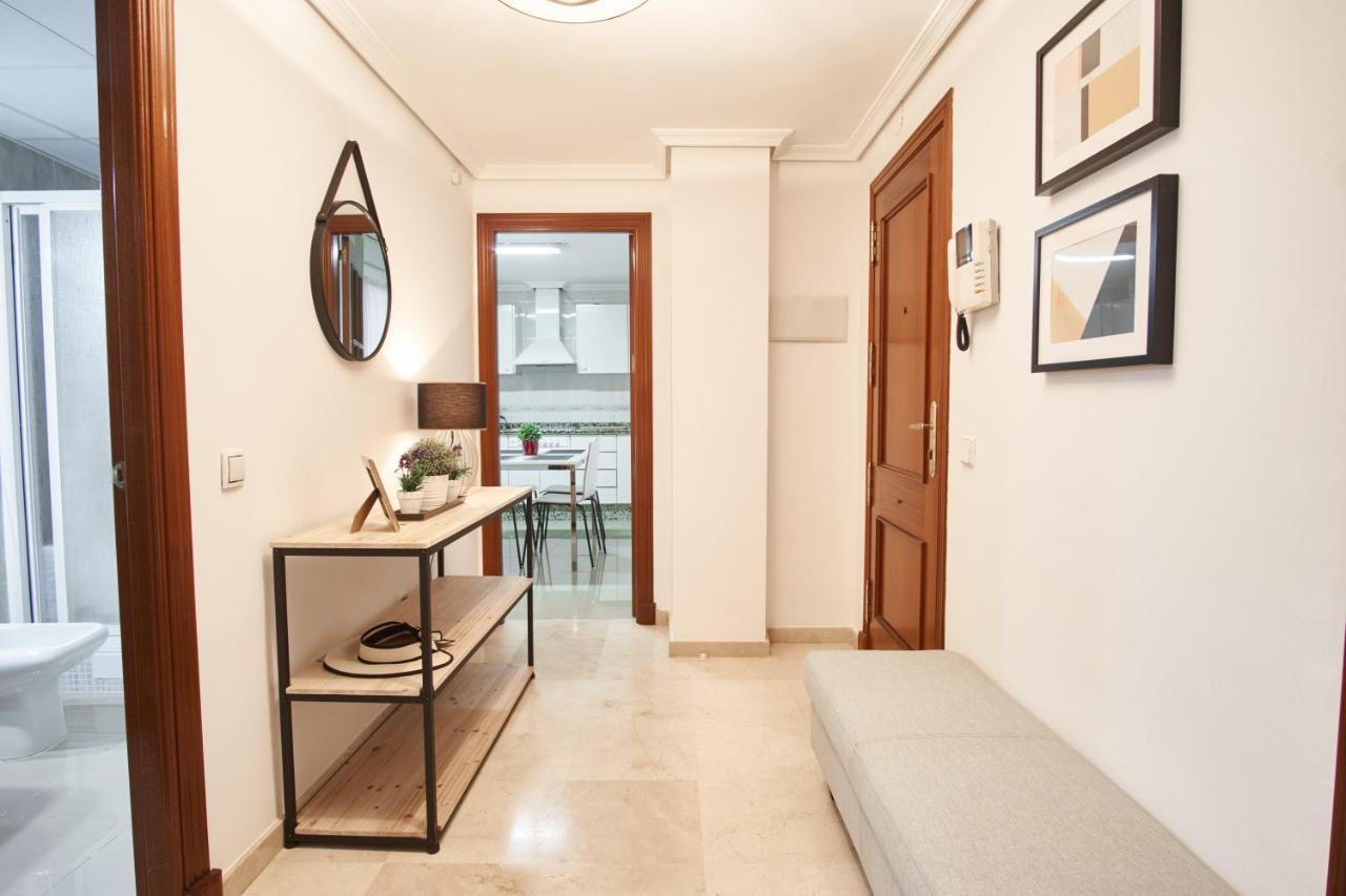 Apartment San Jacinto Triana Deluxe By Valcambre *