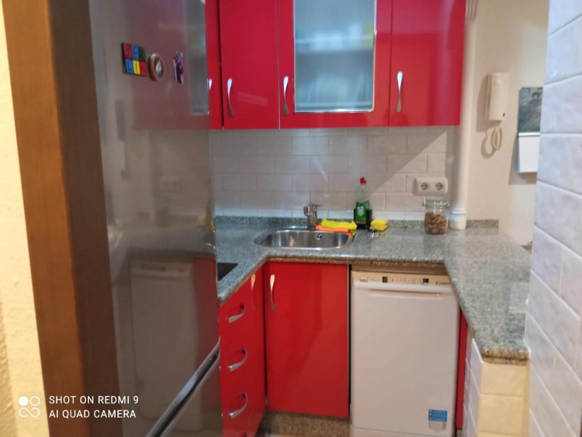 Apartamento Bien Situado Con Parking Seville