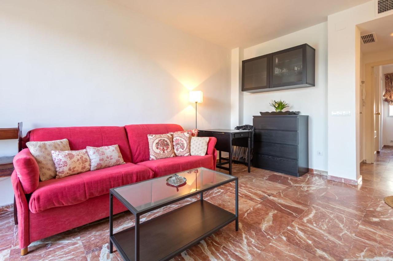 Betis Views 4 Pax Apartment *
