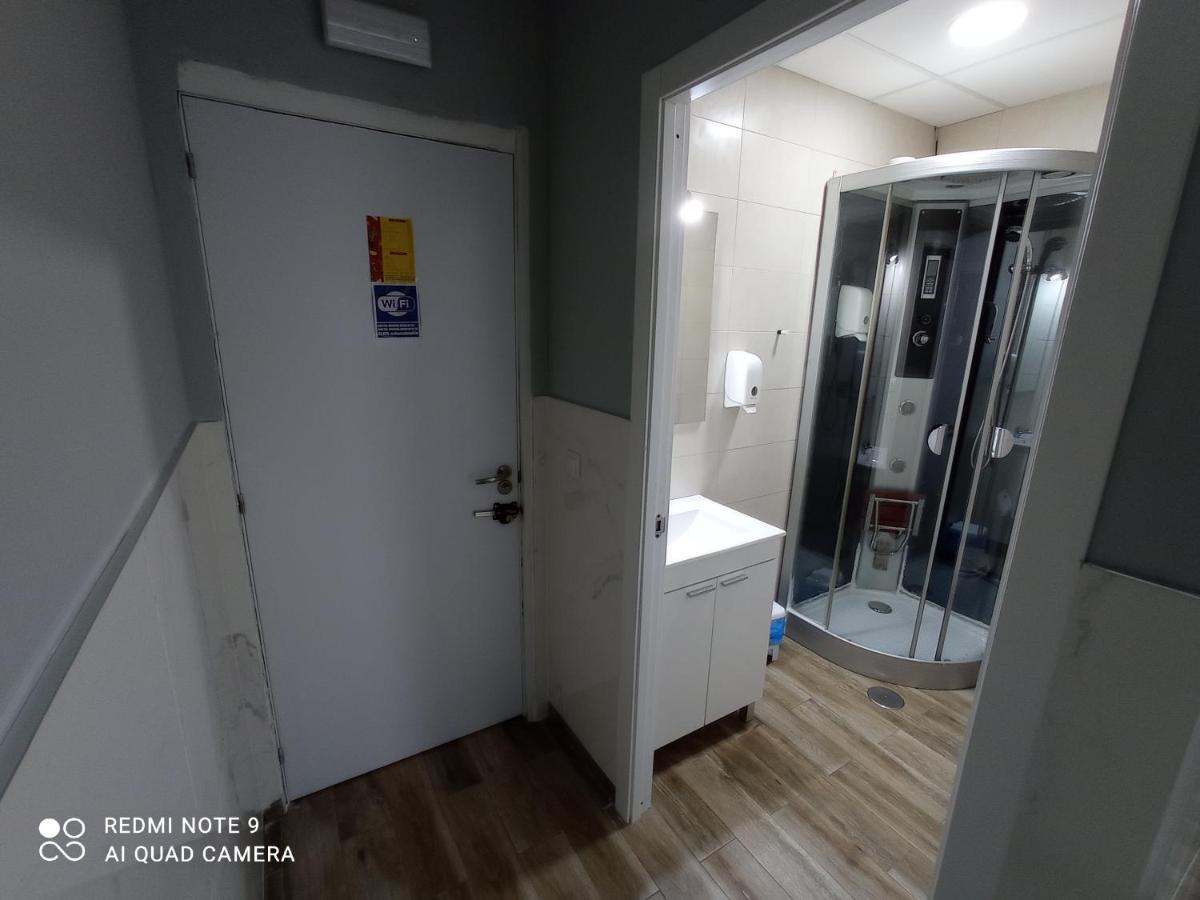 Avenida Andalucia - Solo Adultos Guest house