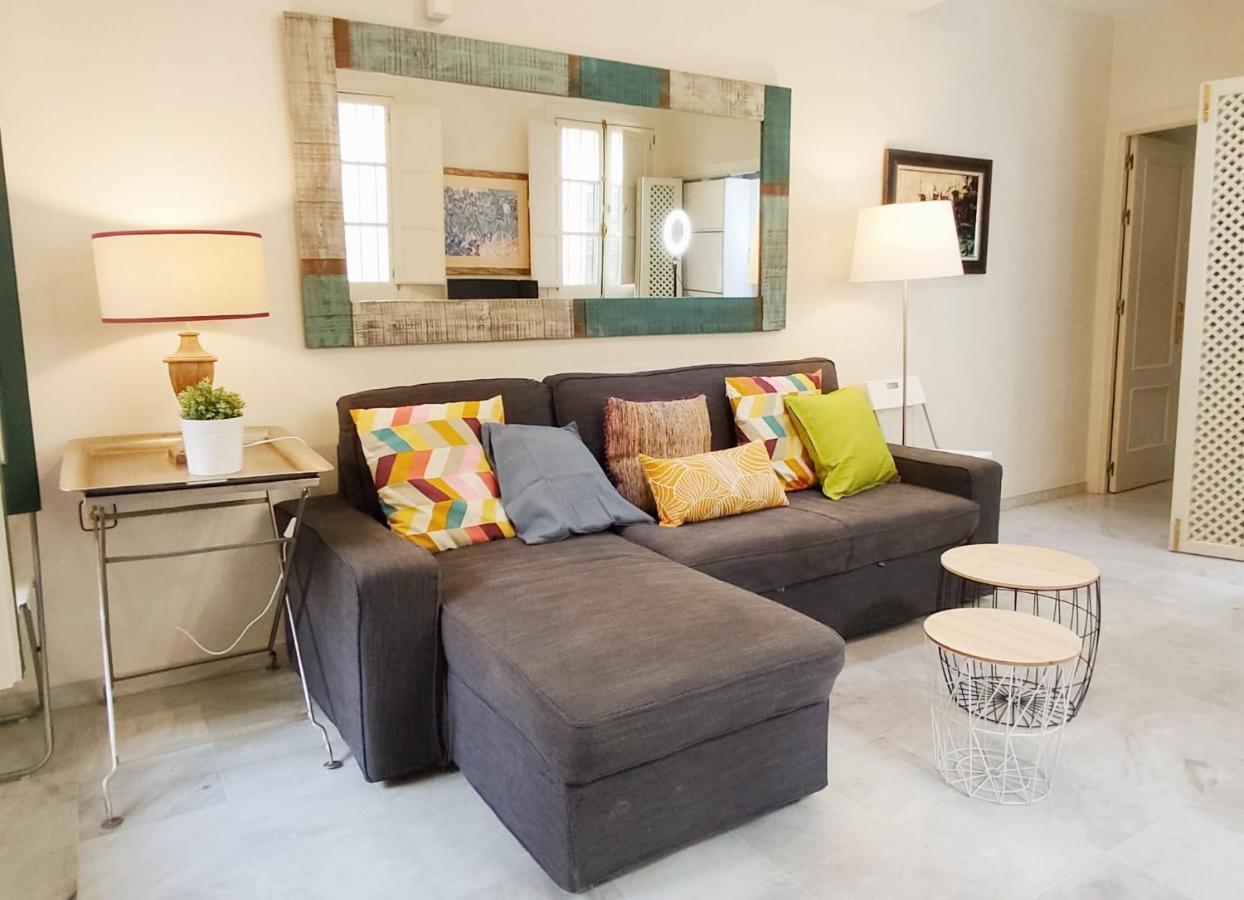 Homeyseville-bright At Santa Cruz 4 Pax, Parking Optional Sevilla