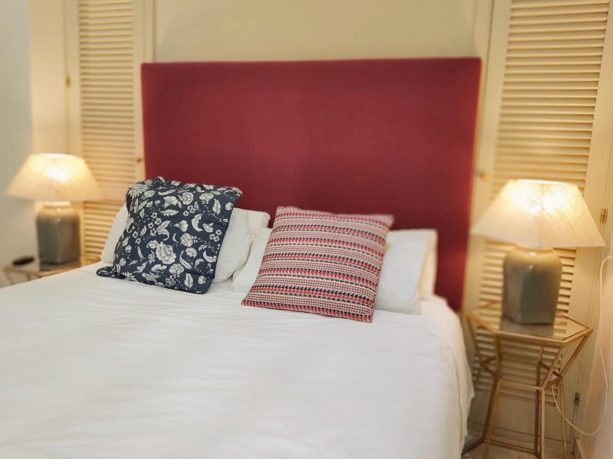 Homeyseville-bright At Santa Cruz 4 Pax, Parking Optional Apartamento