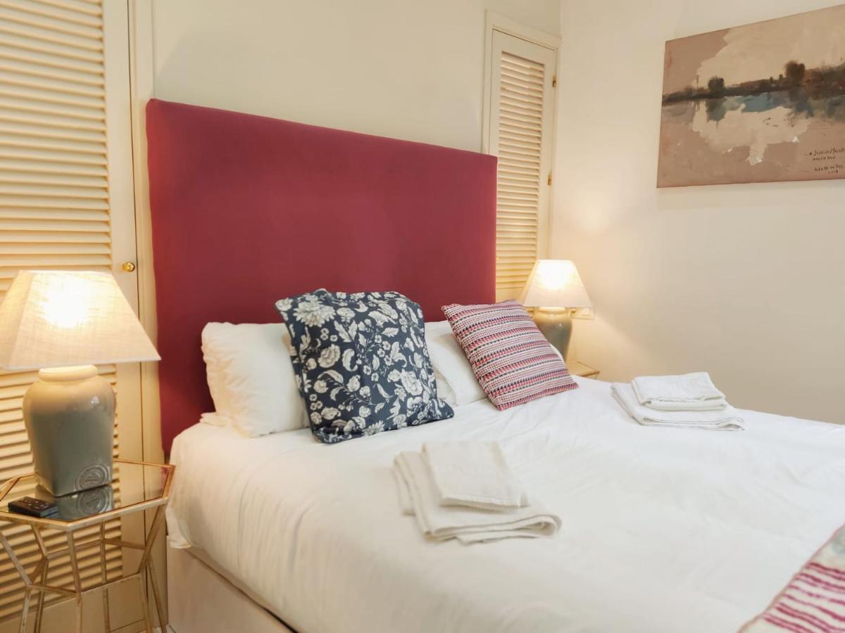 Apartamento Homeyseville-bright At Santa Cruz 4 Pax, Parking Optional
