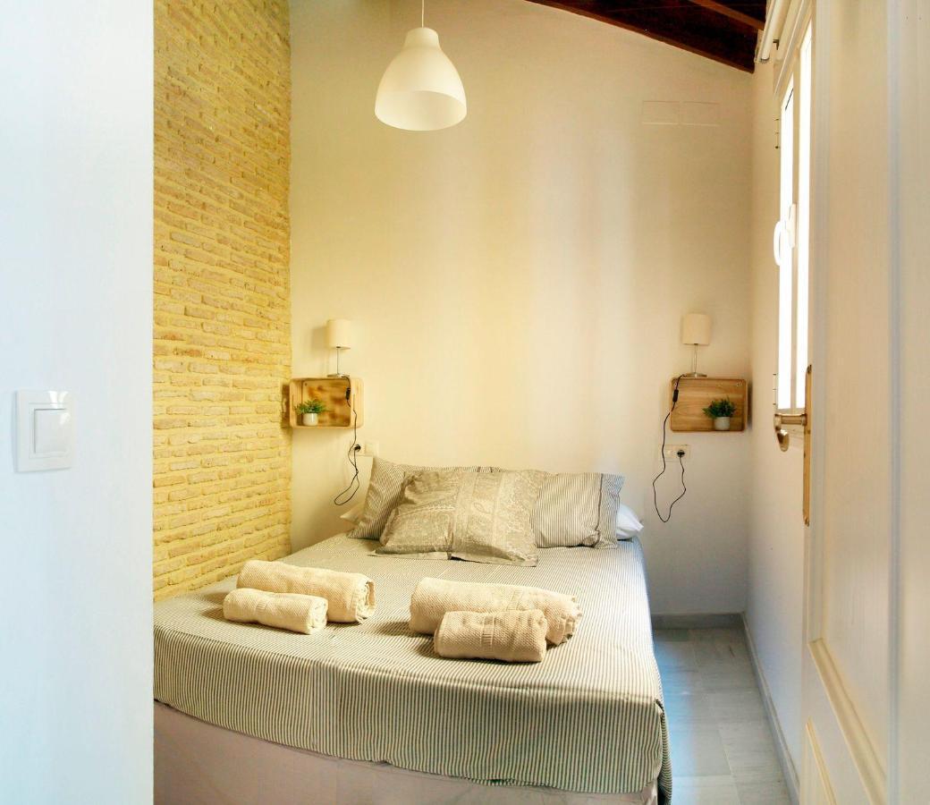 Trianabridgeviews Atico Con Vistas Al Puente De Triana Calle Castilla 38 Apartment Seville