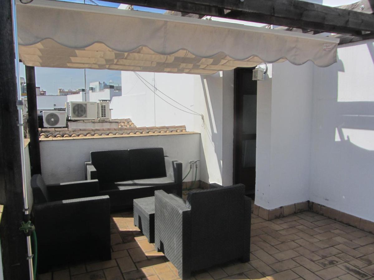 Trianabridgeviews Atico Con Vistas Al Puente De Triana Calle Castilla 38 Apartment