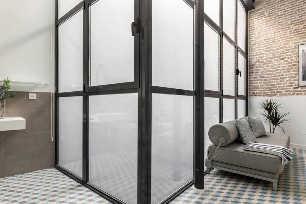 Apartment Pop Art, Alameda De Hercules,loft Casco Antiguo