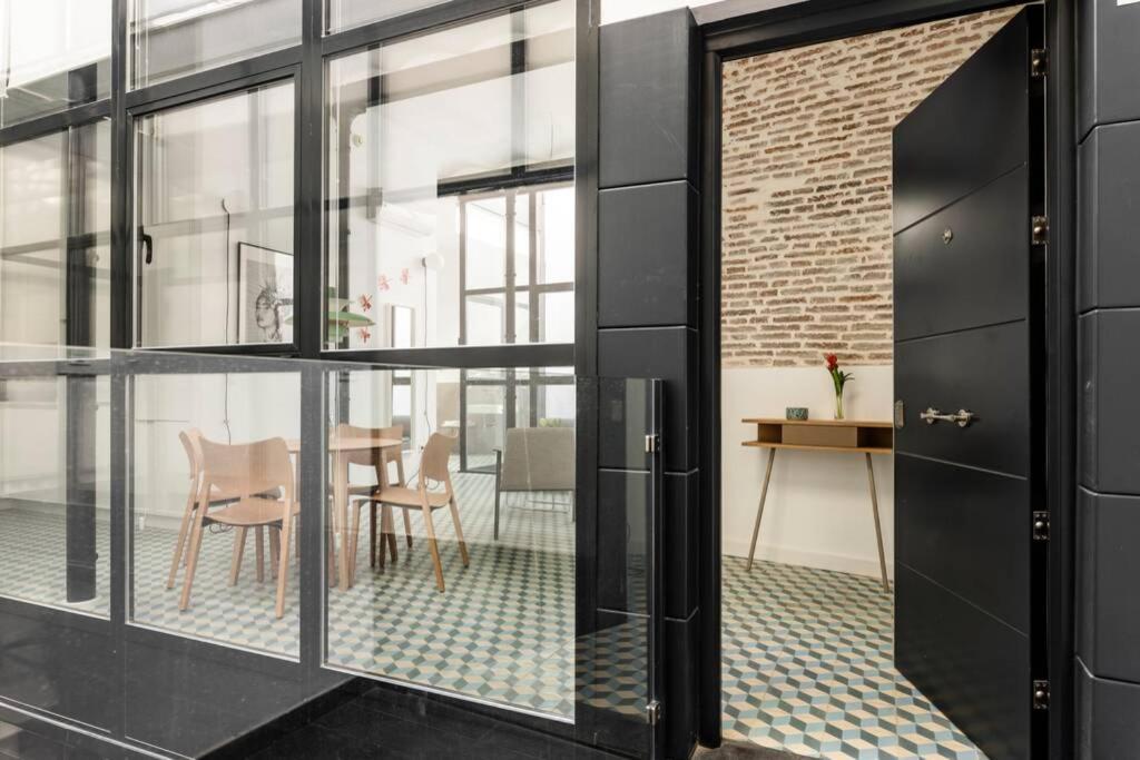 Apartment Pop Art, Alameda De Hercules,loft Casco Antiguo