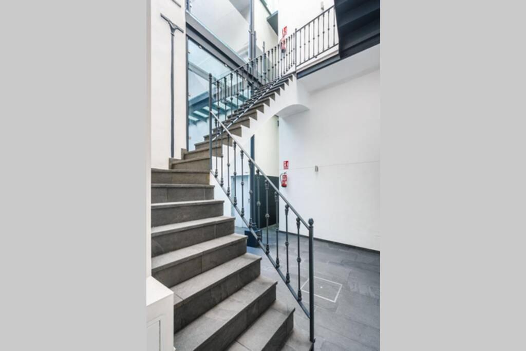Apartment Pop Art, Alameda De Hercules,loft Casco Antiguo