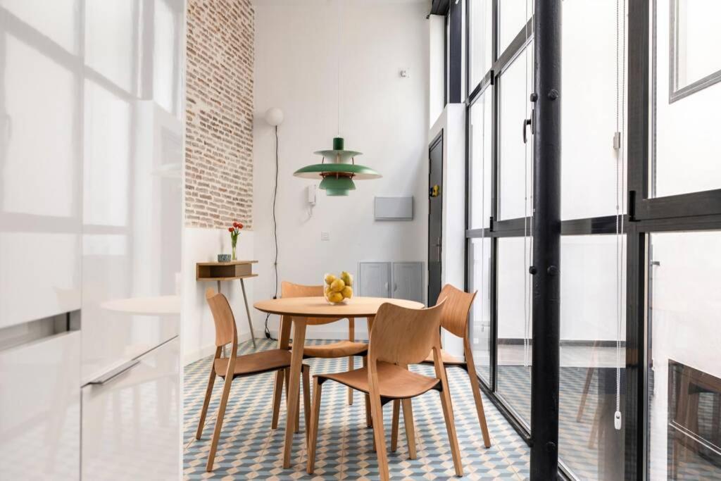 Pop Art, Alameda De Hercules,loft Casco Antiguo Seville