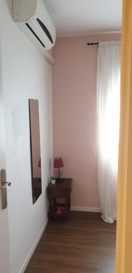 Apartment ,piso Completo En Buena Zona,wifi Y Aparcamiento
