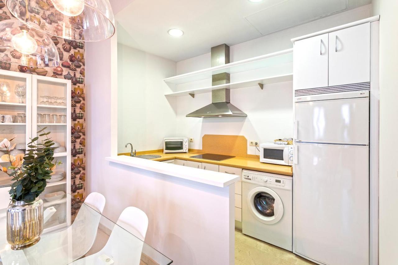 Apartment Genteel Arfe Terrace Seville