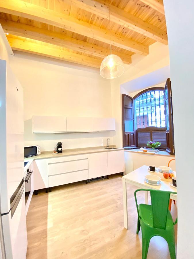 Top-notch Downtown House With Private Rooftop Terrace And Parking Opt