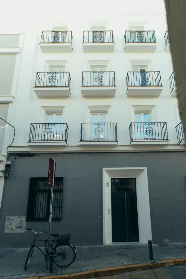 Apartment Modern With Balcony- 2bd 2bth- San Vicente