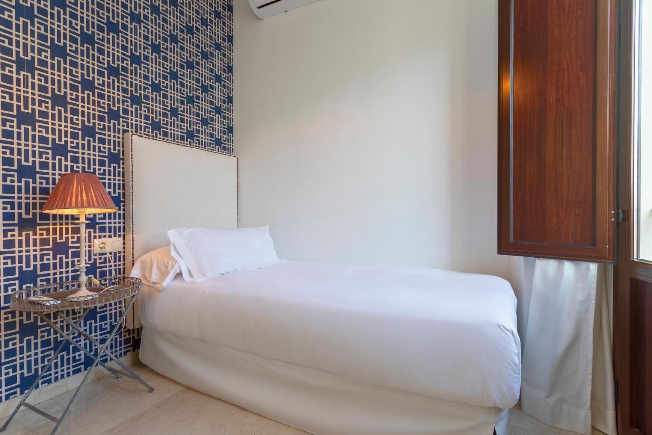 Genteel Arfe Terrace Apartment