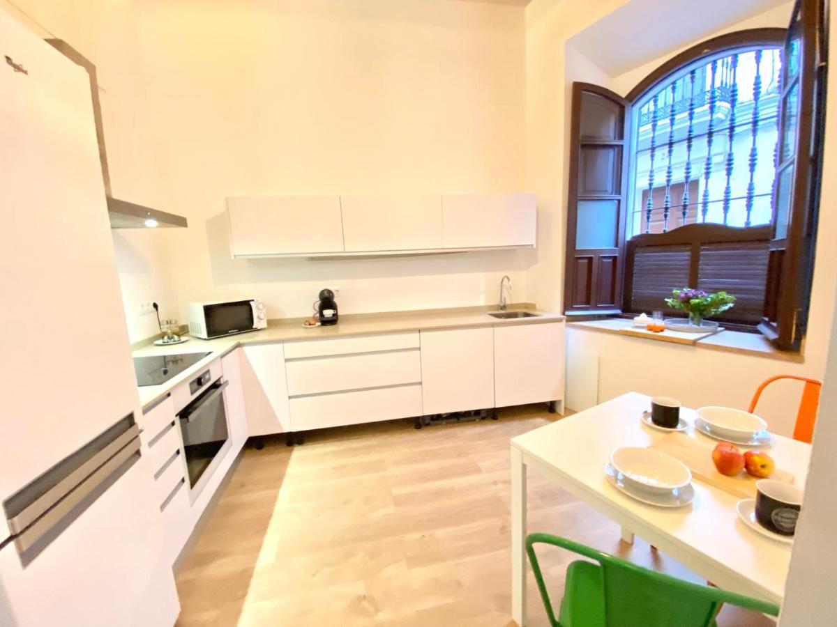 Top-notch Downtown House With Private Rooftop Terrace And Parking Opt Villa