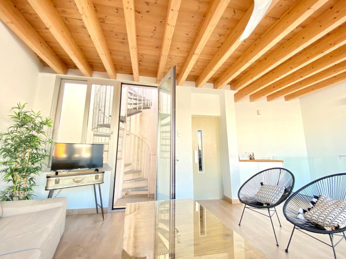 Villa Top-notch Downtown House With Private Rooftop Terrace And Parking Opt