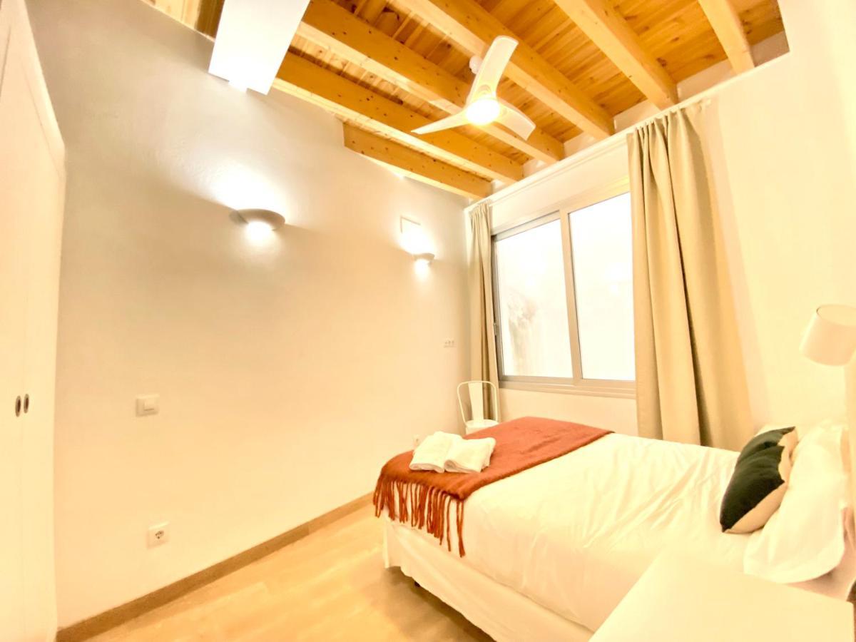 Top-notch Downtown House With Private Rooftop Terrace And Parking Opt Villa