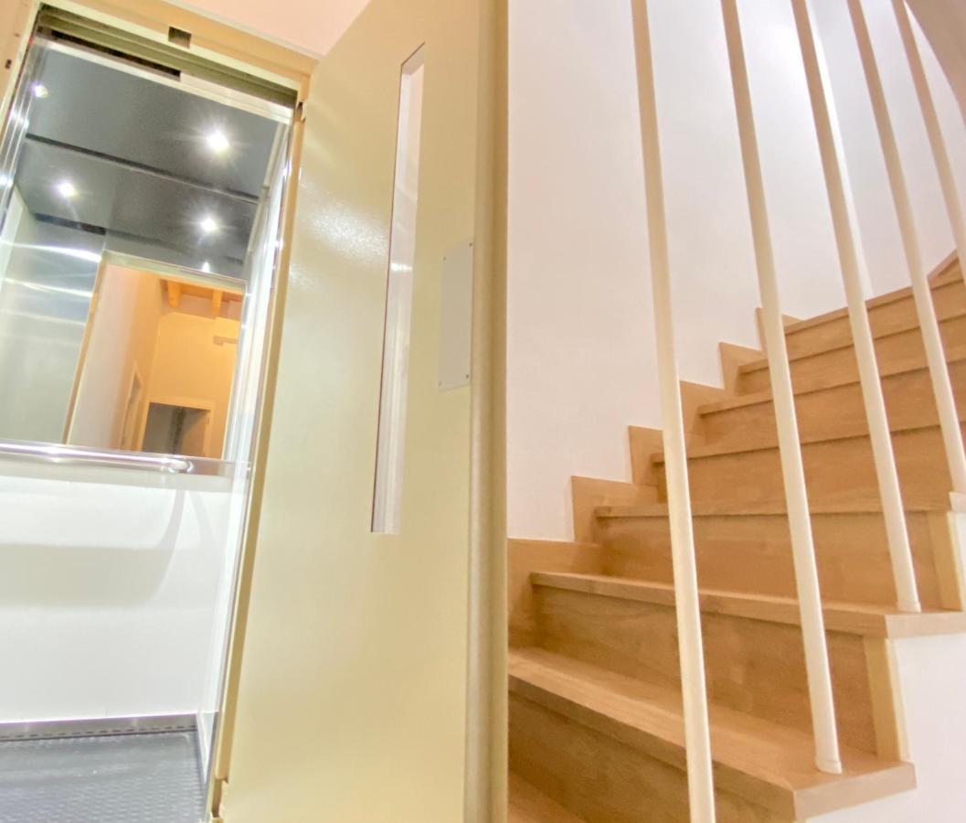 Villa Top-notch Downtown House With Private Rooftop Terrace And Parking Opt Sevilla
