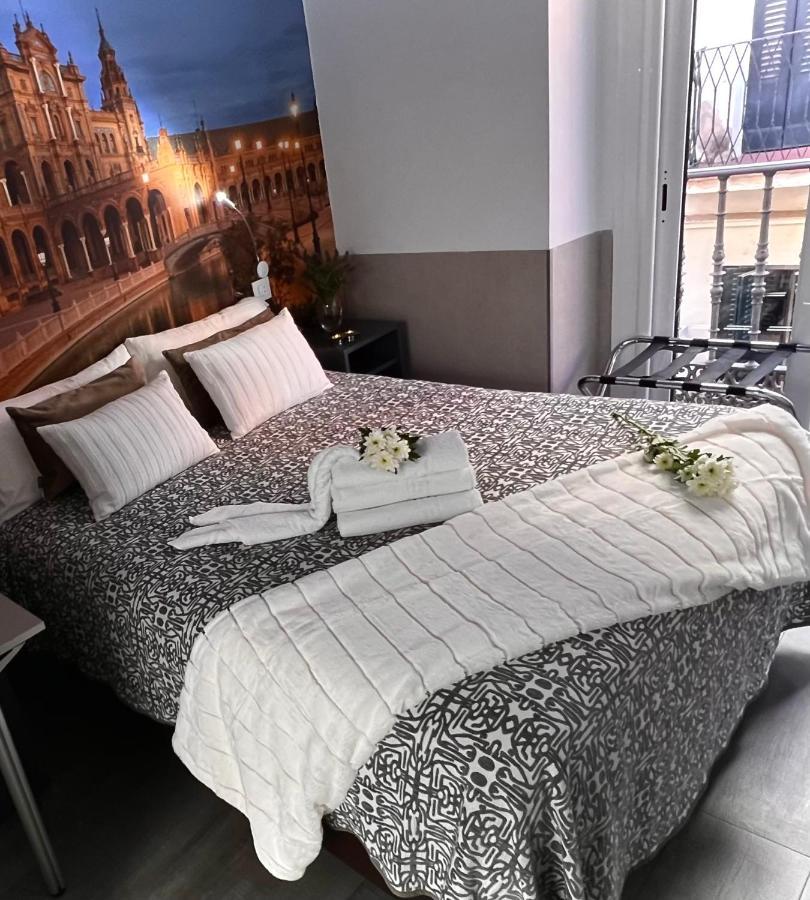 Paco's Guest house Seville