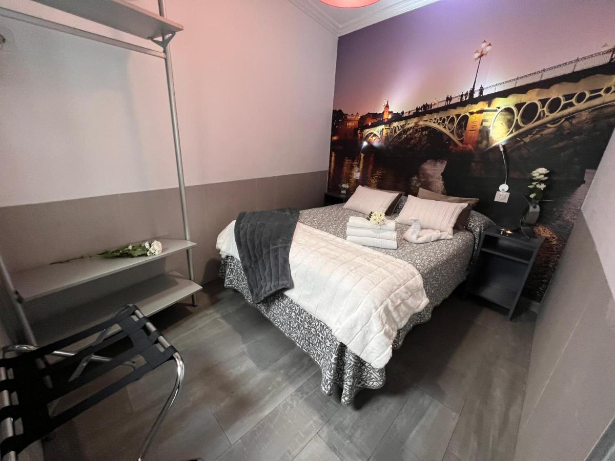 Paco's Guest house Seville