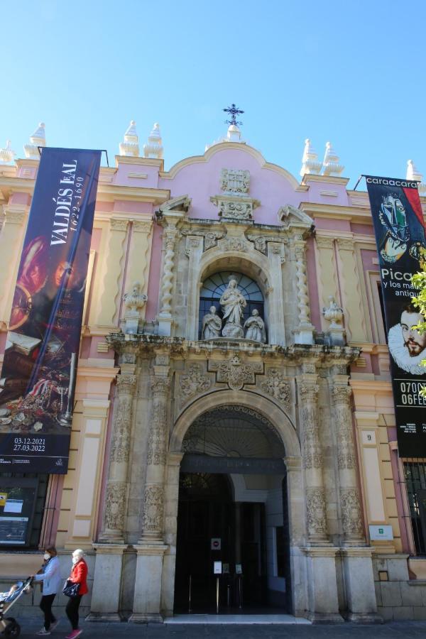 Paco's Guest house Seville