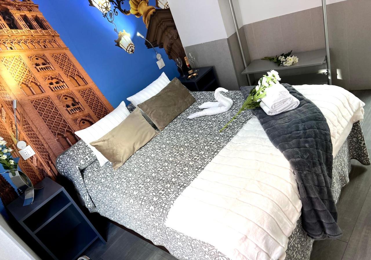 Paco's Guest house Seville