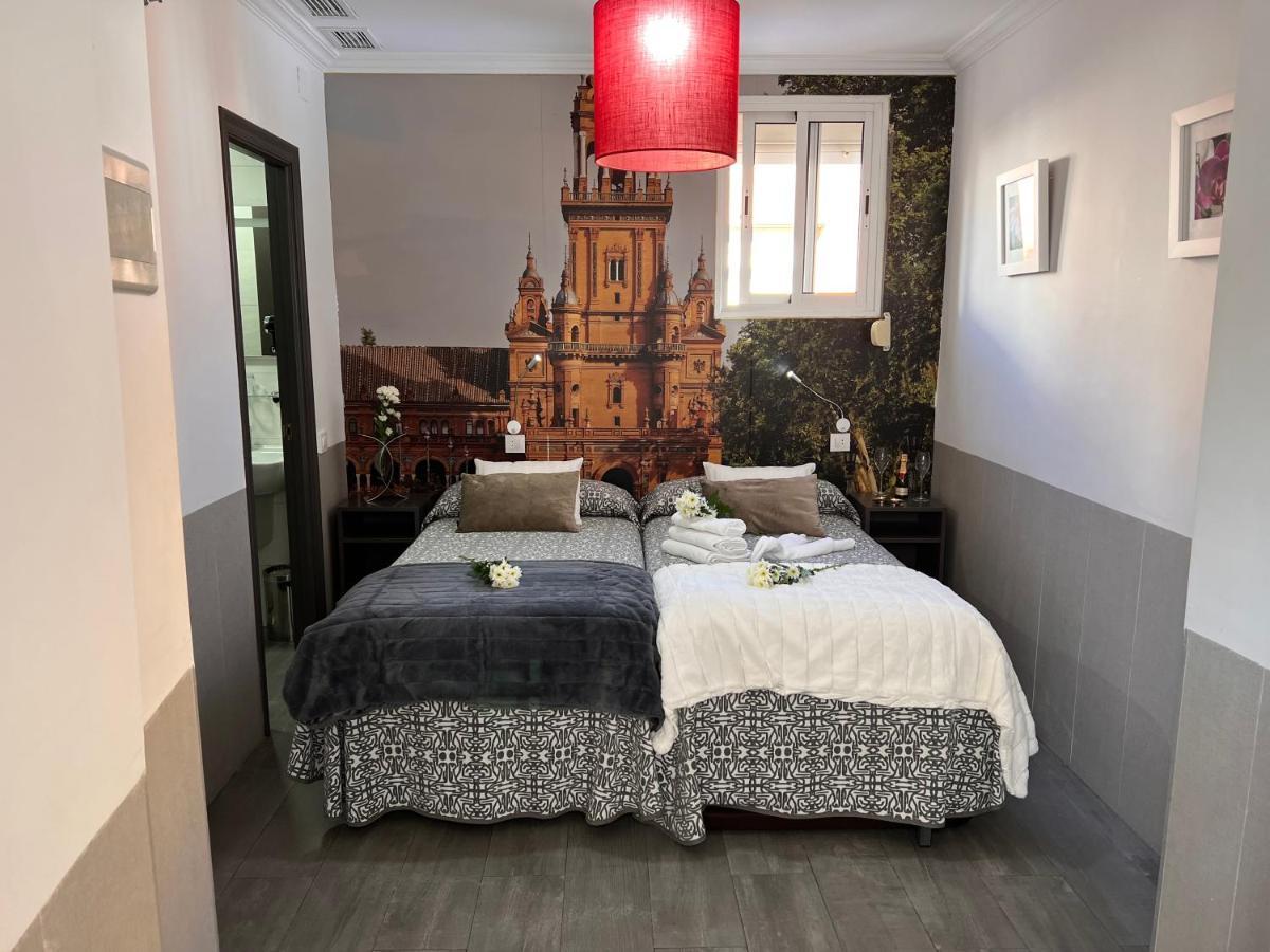 Guest house Paco's Seville