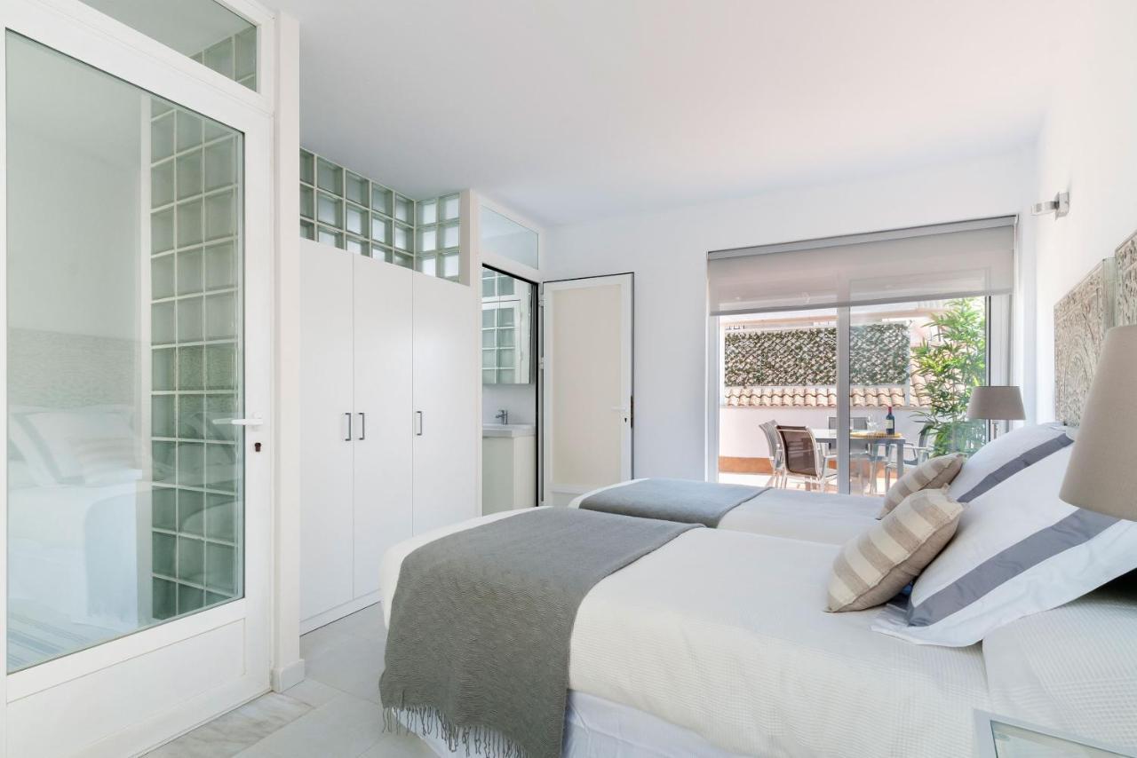 Apartment Genteel Arfe Terrace Seville
