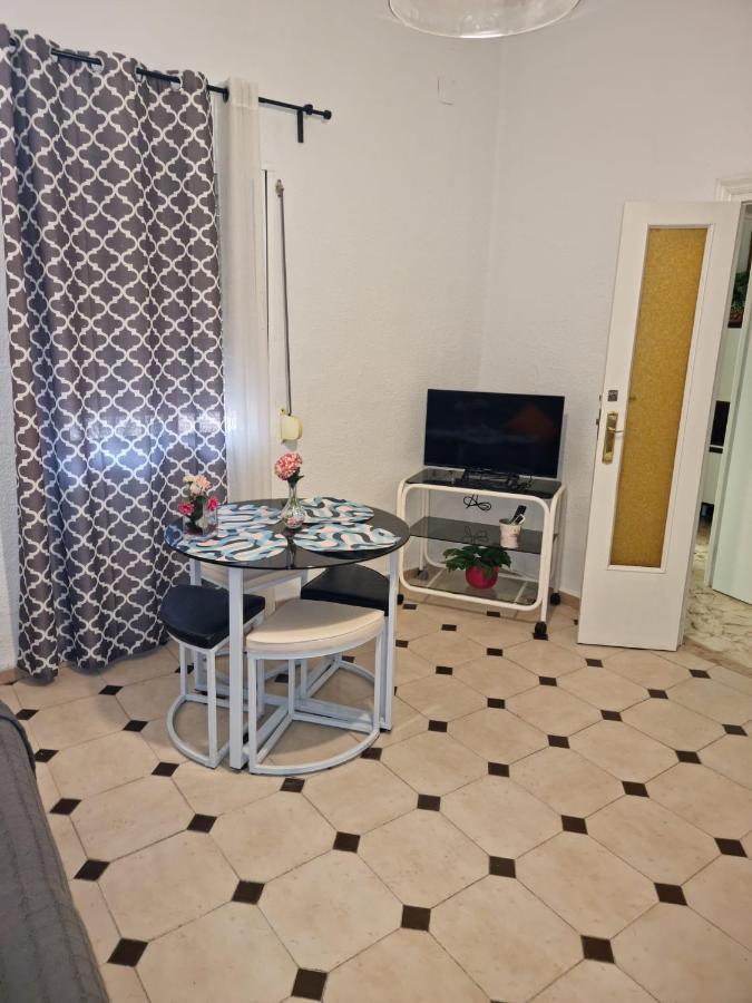 Wish Dolores Leon De Triana Apartment Seville