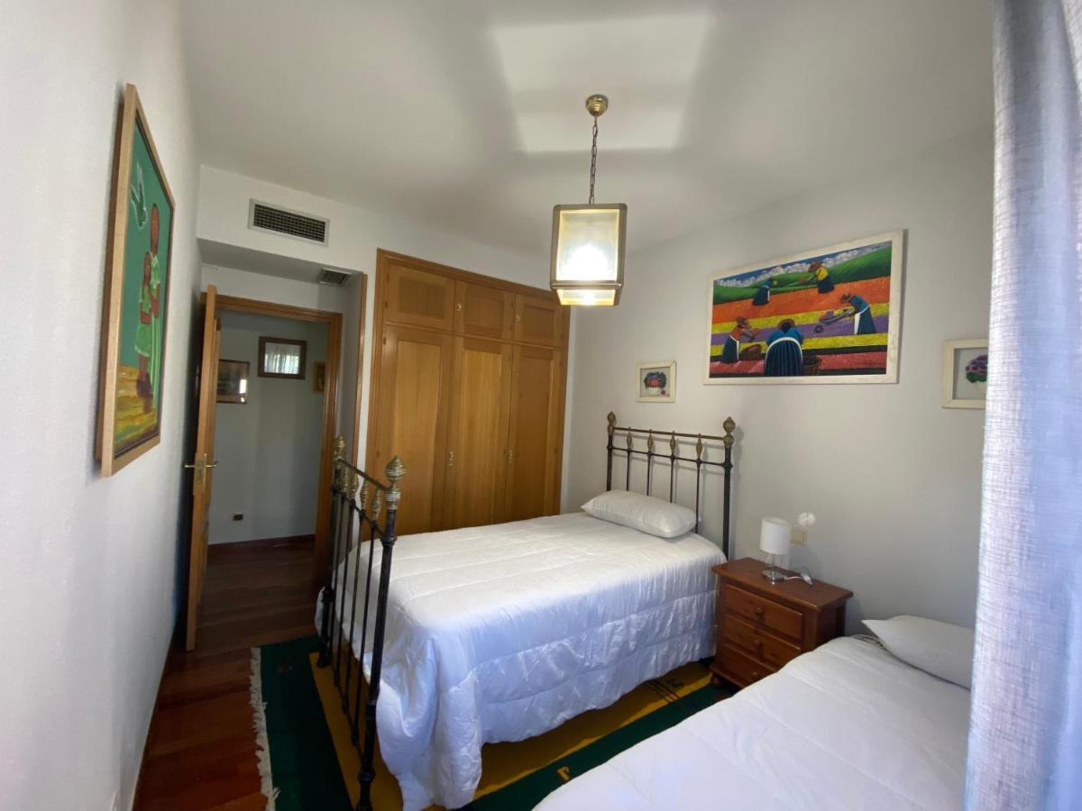 Acogedor Piso Con Parking Santa Justa Sevilla
