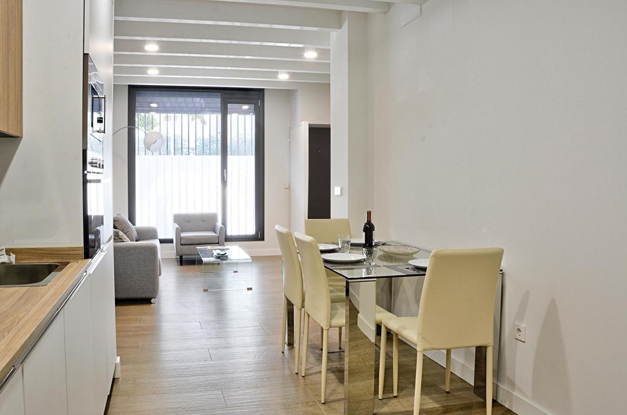 Apartment De Dos En Triana *