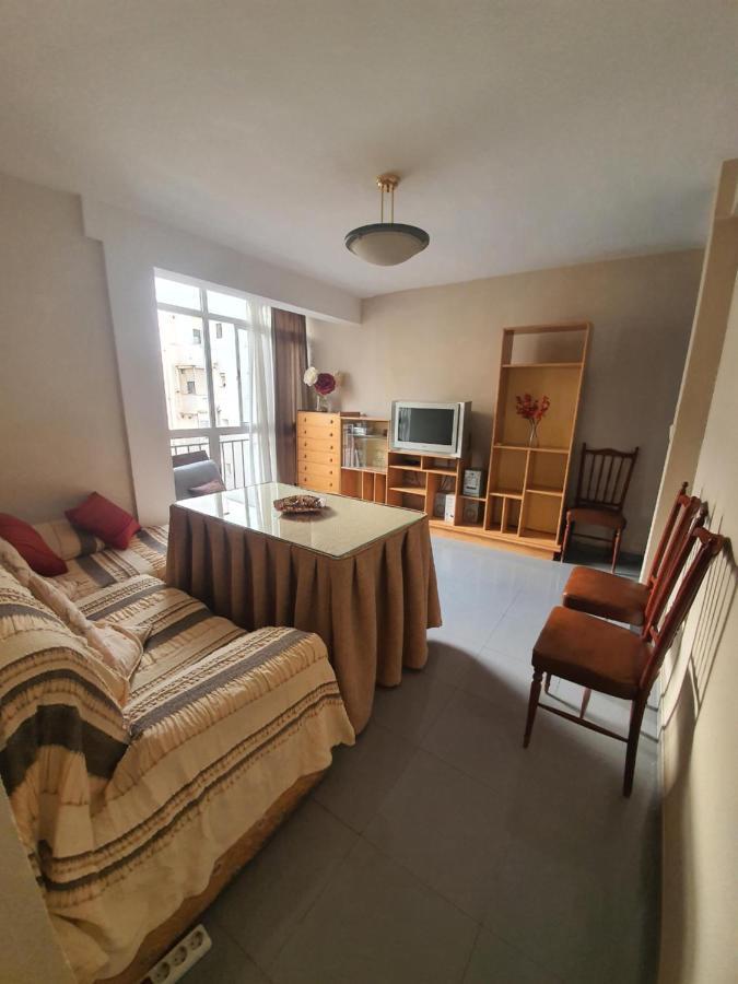 Apartment Amplio Apartamento En El Centro De Triana