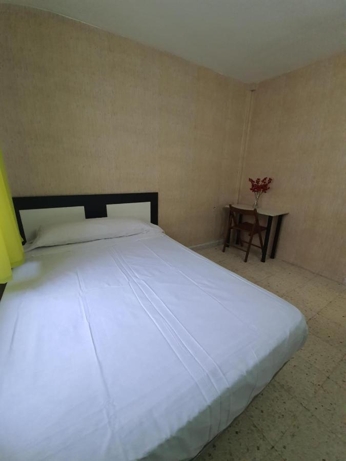 Apartment Amplio Apartamento En El Centro De Triana