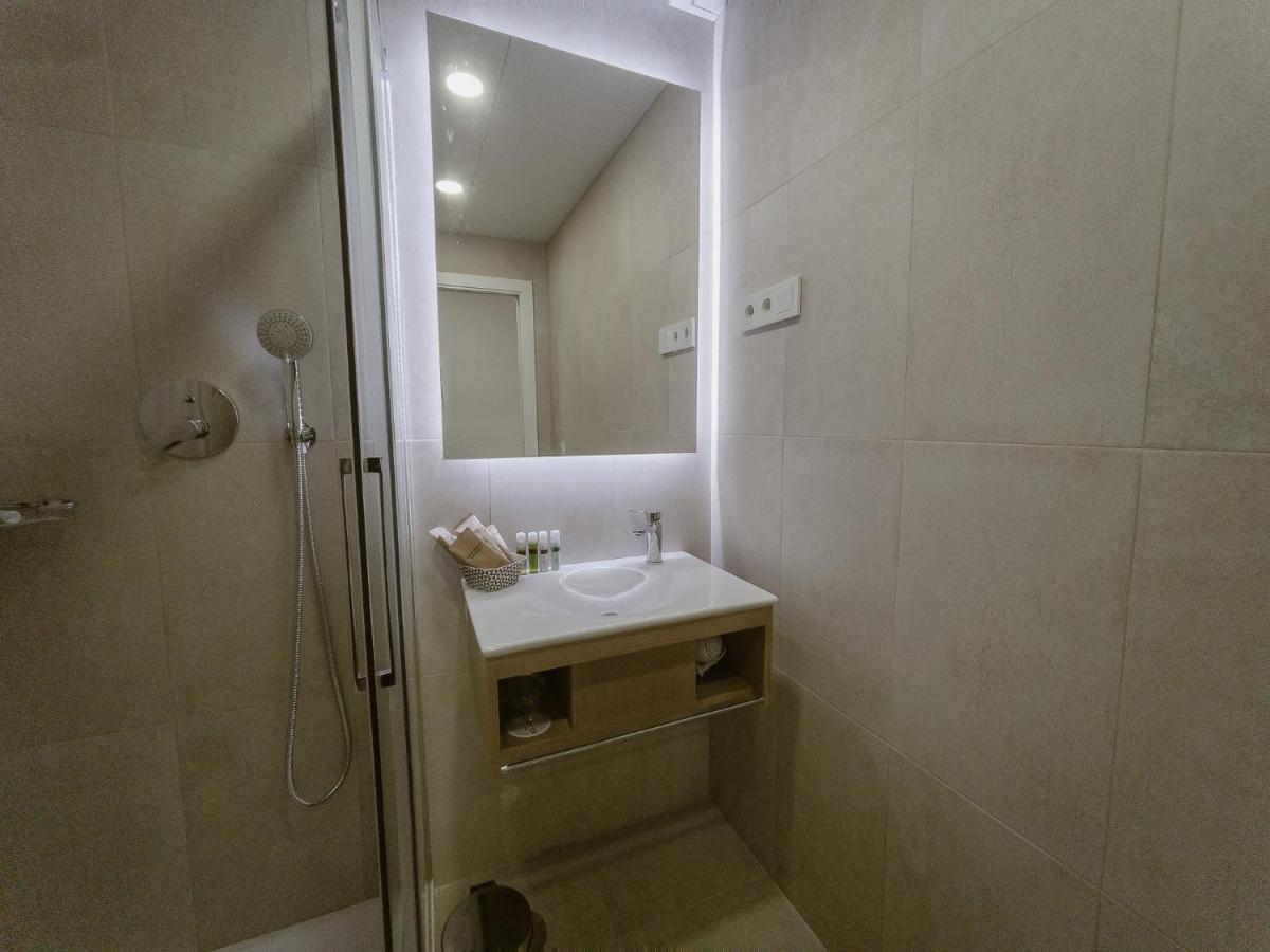 Hotel Petit Palace Vargas 2*