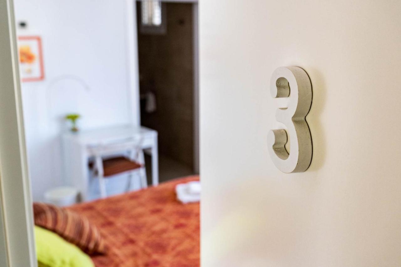 Homestay Casa Oliva 52 Seville