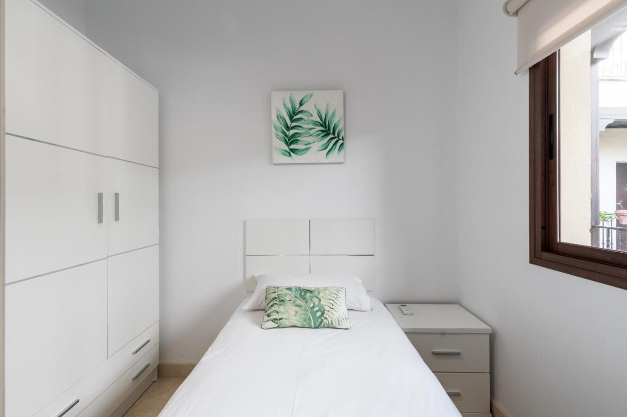 Lumbreras Host Apartment Seville