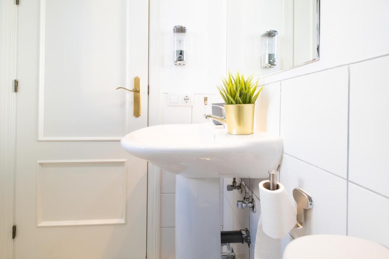 Triana Penthouse Apartment *