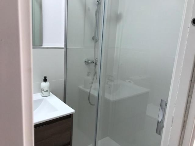 Colegio Mayor Careu - Women Only - Community Apartment Seville