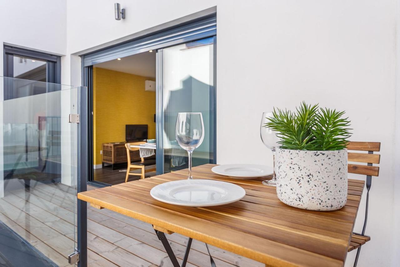 Apartment Precioso Atico De Diseno, Gran Terraza De 35 M2 Y De 16 M2 Y Garaje En Pleno Centro Seville
